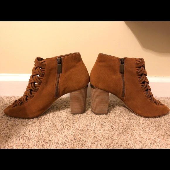 Camel suede Michael Kors peep toe heels - Picture 5 of 8